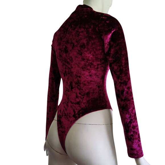 Bozzolo Glam Goth Crimson Crushed Velvet Mock Neck Stretch Bodysuit Sz S - Picture 4 of 6